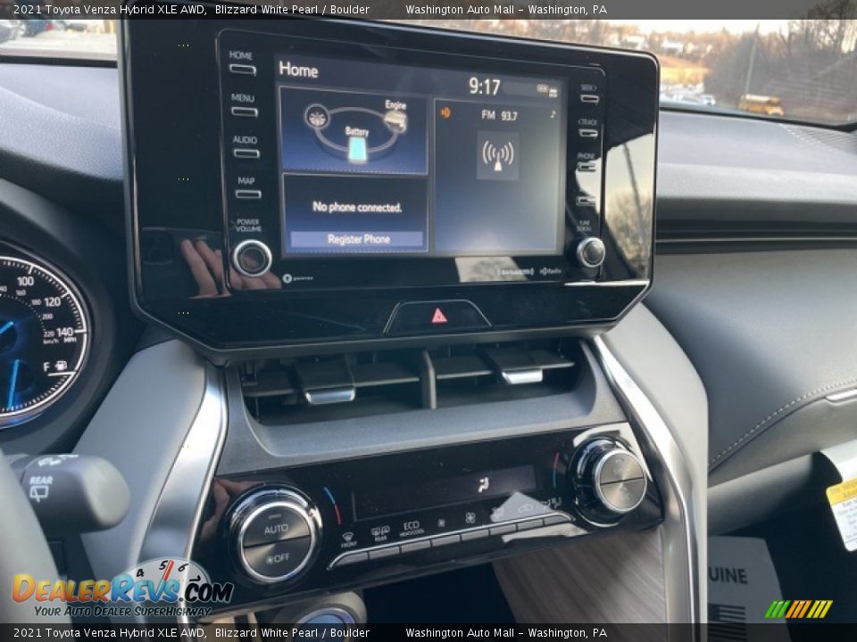 Controls of 2021 Toyota Venza Hybrid XLE AWD Photo #5
