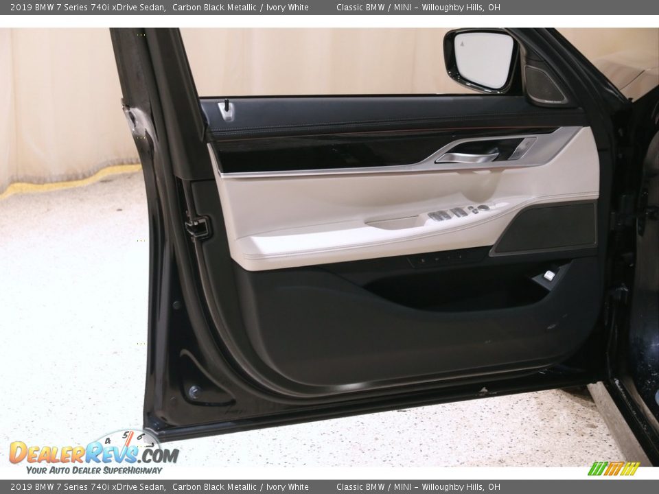 2019 BMW 7 Series 740i xDrive Sedan Carbon Black Metallic / Ivory White Photo #4