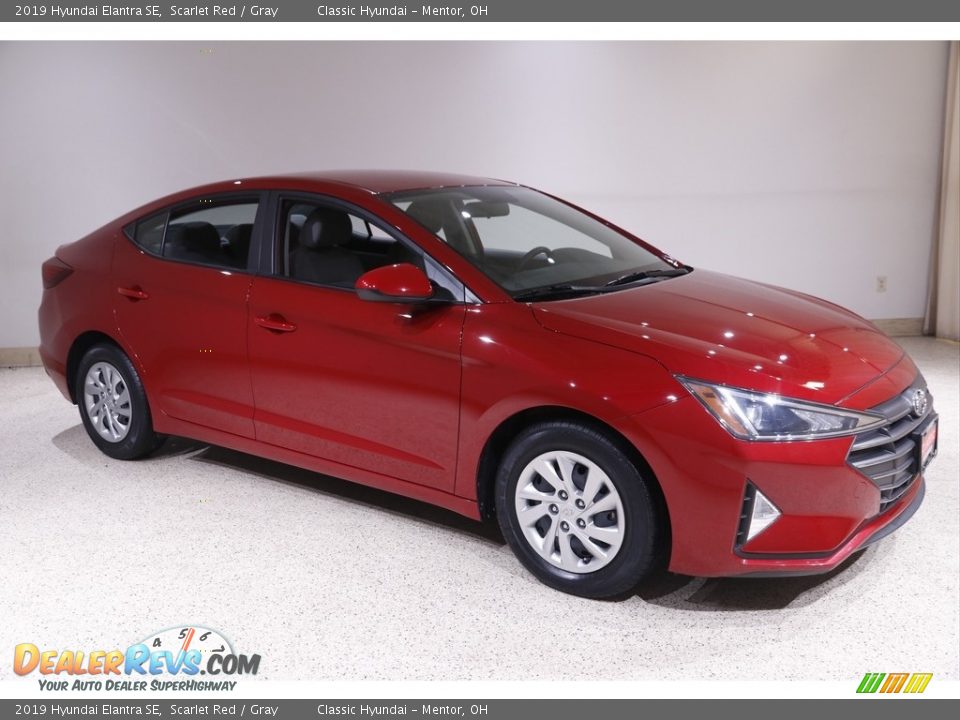 2019 Hyundai Elantra SE Scarlet Red / Gray Photo #1