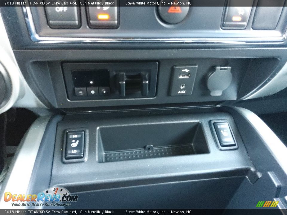 2018 Nissan TITAN XD SV Crew Cab 4x4 Gun Metallic / Black Photo #28