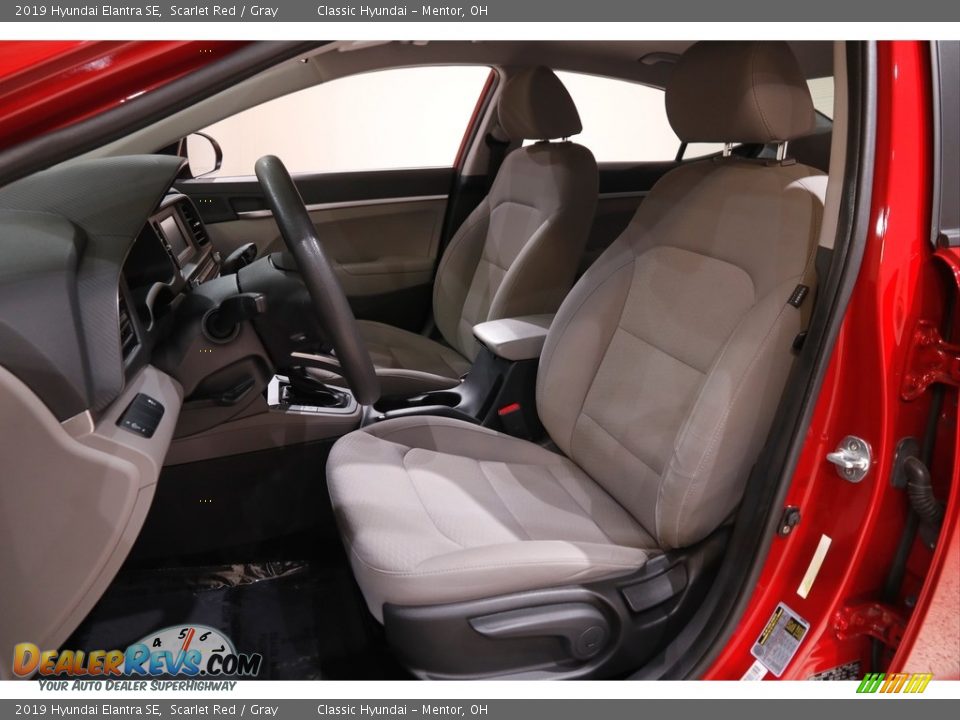 2019 Hyundai Elantra SE Scarlet Red / Gray Photo #5