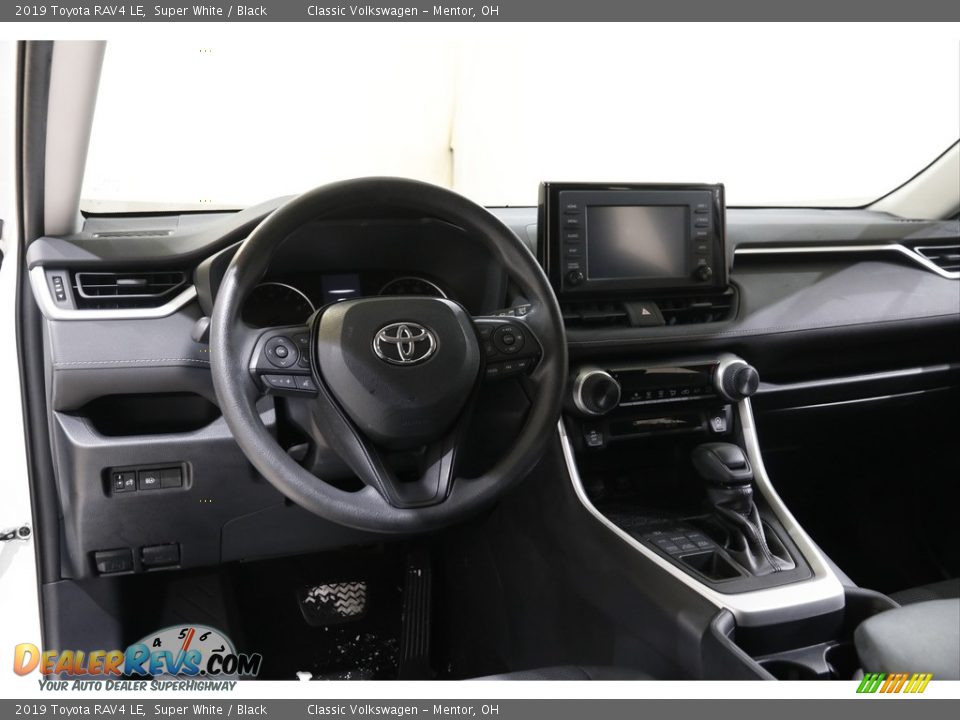2019 Toyota RAV4 LE Super White / Black Photo #6