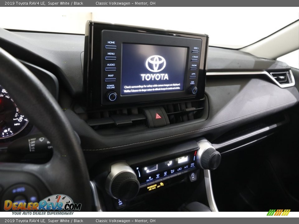 2019 Toyota RAV4 LE Super White / Black Photo #9