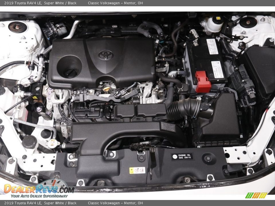 2019 Toyota RAV4 LE Super White / Black Photo #18