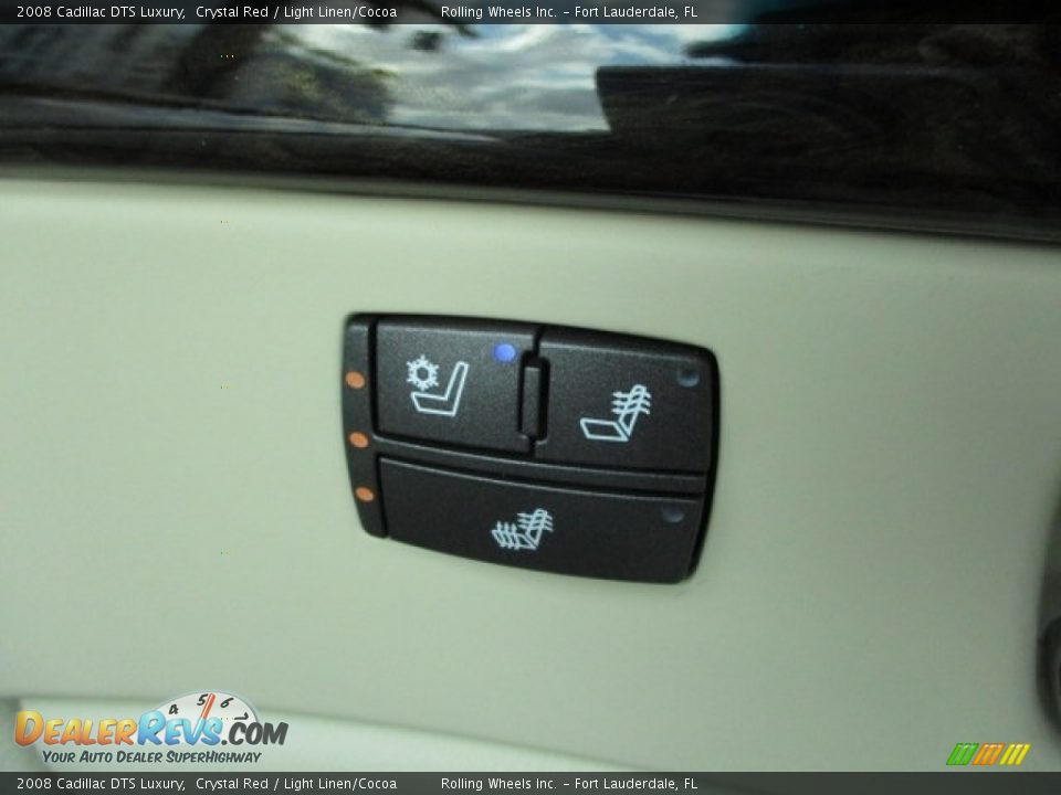 2008 Cadillac DTS Luxury Crystal Red / Light Linen/Cocoa Photo #16
