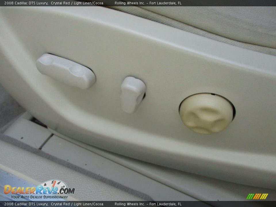 2008 Cadillac DTS Luxury Crystal Red / Light Linen/Cocoa Photo #17