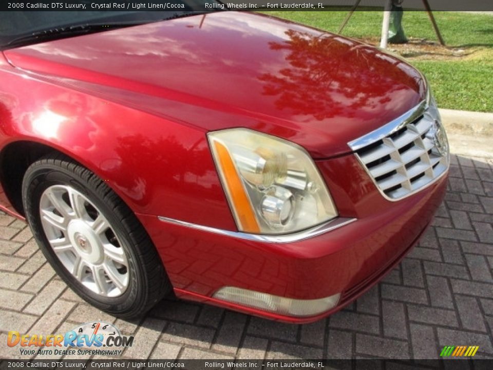 2008 Cadillac DTS Luxury Crystal Red / Light Linen/Cocoa Photo #20