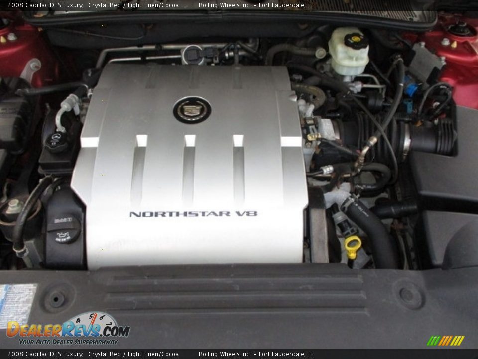 2008 Cadillac DTS Luxury Crystal Red / Light Linen/Cocoa Photo #23