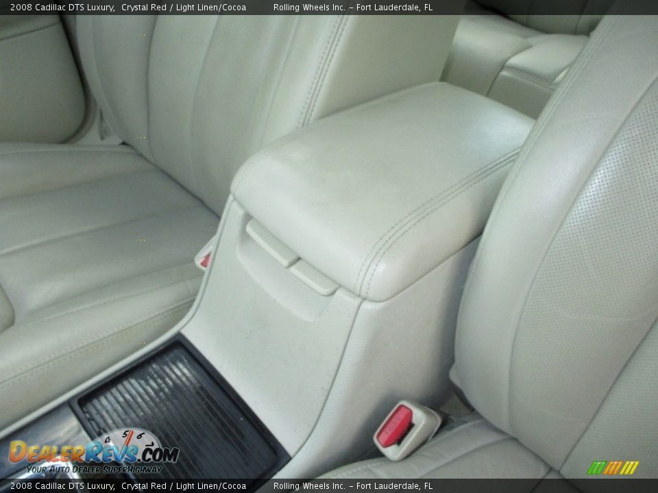 2008 Cadillac DTS Luxury Crystal Red / Light Linen/Cocoa Photo #29