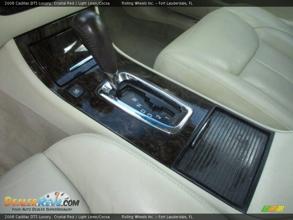 2008 Cadillac DTS Luxury Crystal Red / Light Linen/Cocoa Photo #30