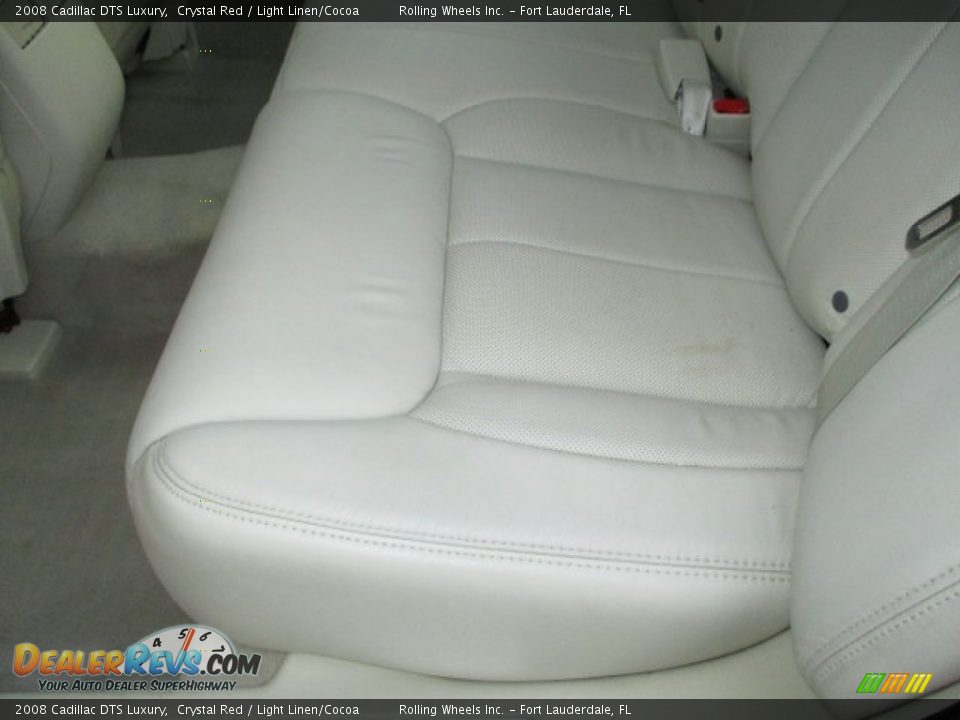 2008 Cadillac DTS Luxury Crystal Red / Light Linen/Cocoa Photo #35