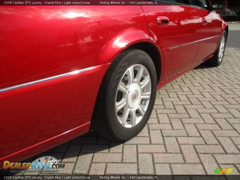 2008 Cadillac DTS Luxury Crystal Red / Light Linen/Cocoa Photo #36