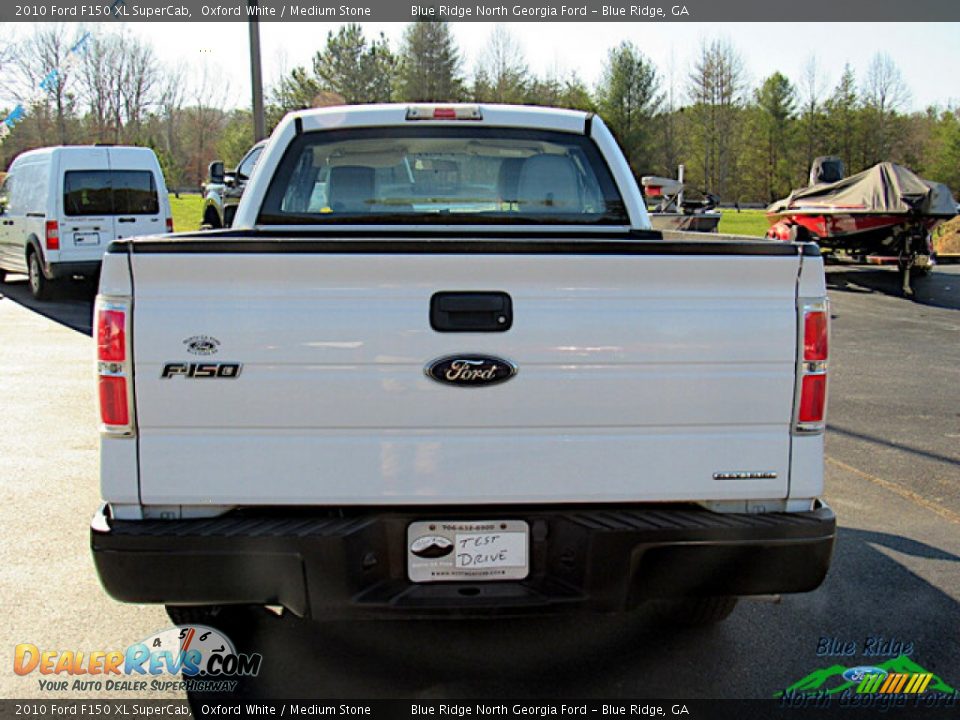 2010 Ford F150 XL SuperCab Oxford White / Medium Stone Photo #4