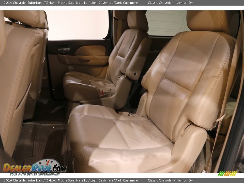 2014 Chevrolet Suburban LTZ 4x4 Mocha Steel Metallic / Light Cashmere/Dark Cashmere Photo #18