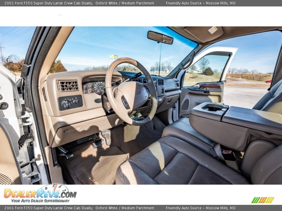 Medium Parchment Interior - 2001 Ford F350 Super Duty Lariat Crew Cab Dually Photo #19