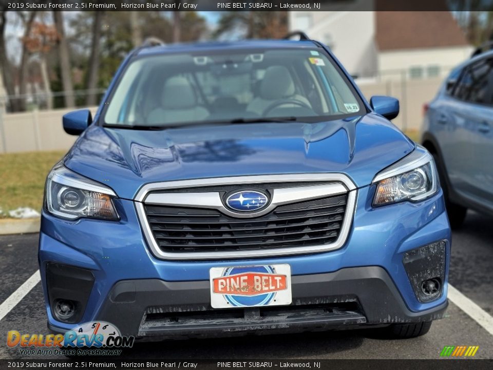 2019 Subaru Forester 2.5i Premium Horizon Blue Pearl / Gray Photo #2