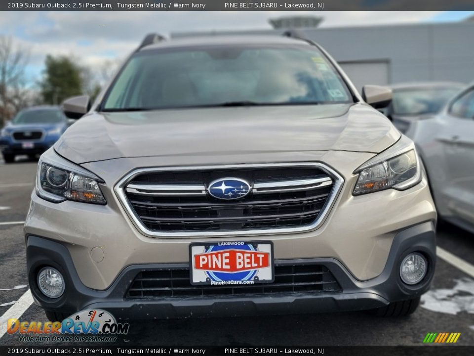 2019 Subaru Outback 2.5i Premium Tungsten Metallic / Warm Ivory Photo #2