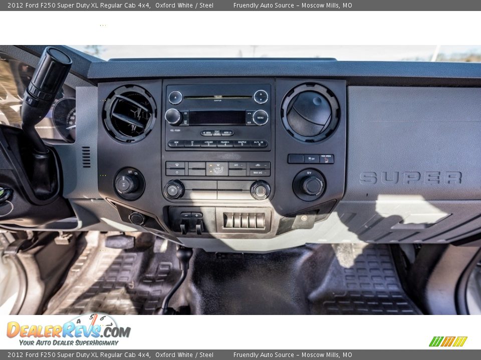 Controls of 2012 Ford F250 Super Duty XL Regular Cab 4x4 Photo #25