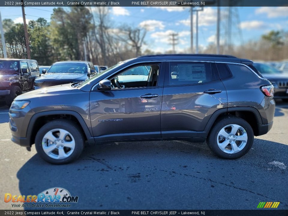 2022 Jeep Compass Latitude 4x4 Granite Crystal Metallic / Black Photo #3