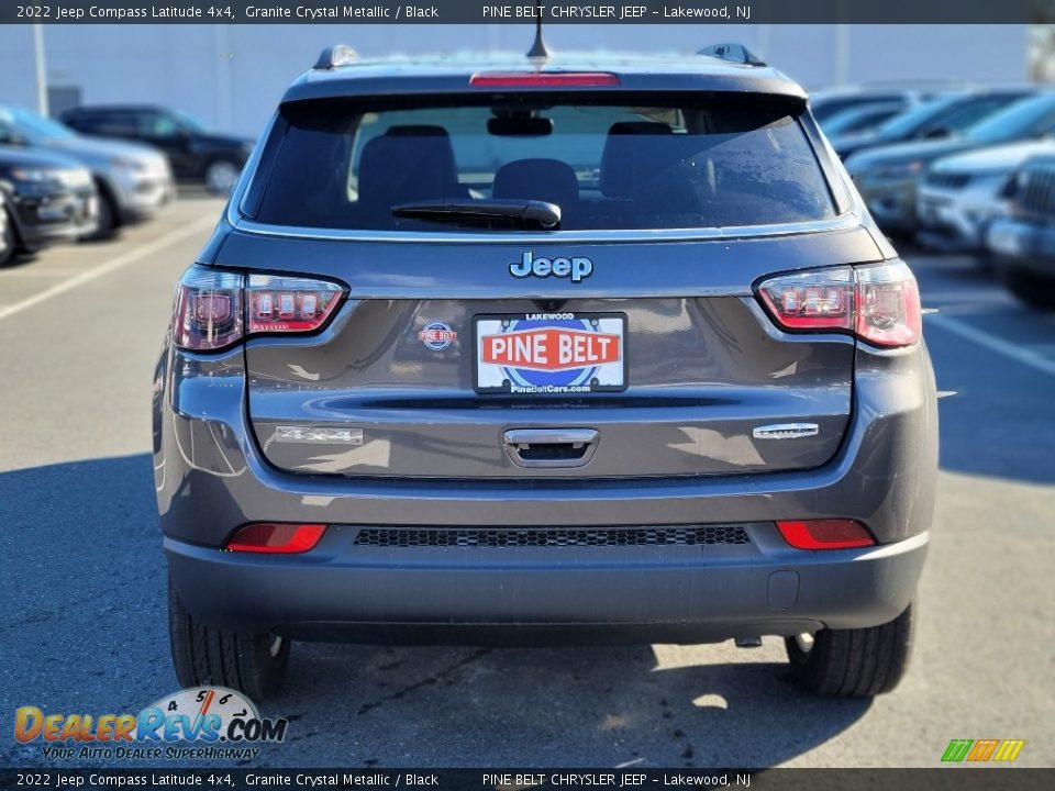 2022 Jeep Compass Latitude 4x4 Granite Crystal Metallic / Black Photo #5