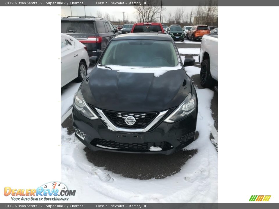 2019 Nissan Sentra SV Super Black / Charcoal Photo #4