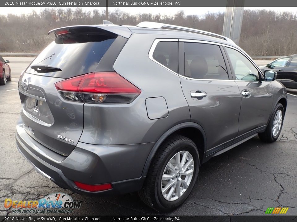 2018 Nissan Rogue SV AWD Gun Metallic / Charcoal Photo #9