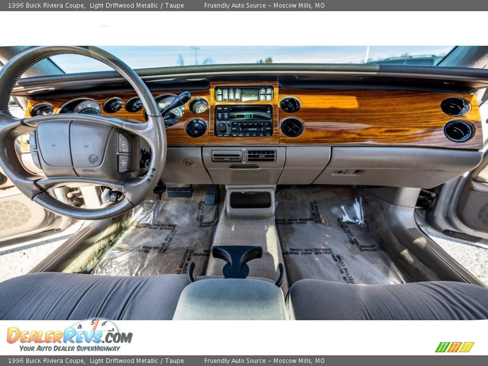 1996 Buick Riviera Coupe Light Driftwood Metallic / Taupe Photo #27