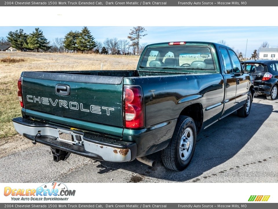 2004 Chevrolet Silverado 1500 Work Truck Extended Cab Dark Green Metallic / Dark Charcoal Photo #4