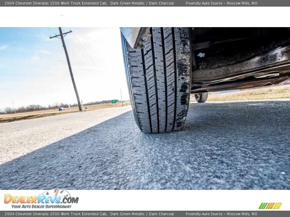 2004 Chevrolet Silverado 1500 Work Truck Extended Cab Dark Green Metallic / Dark Charcoal Photo #11