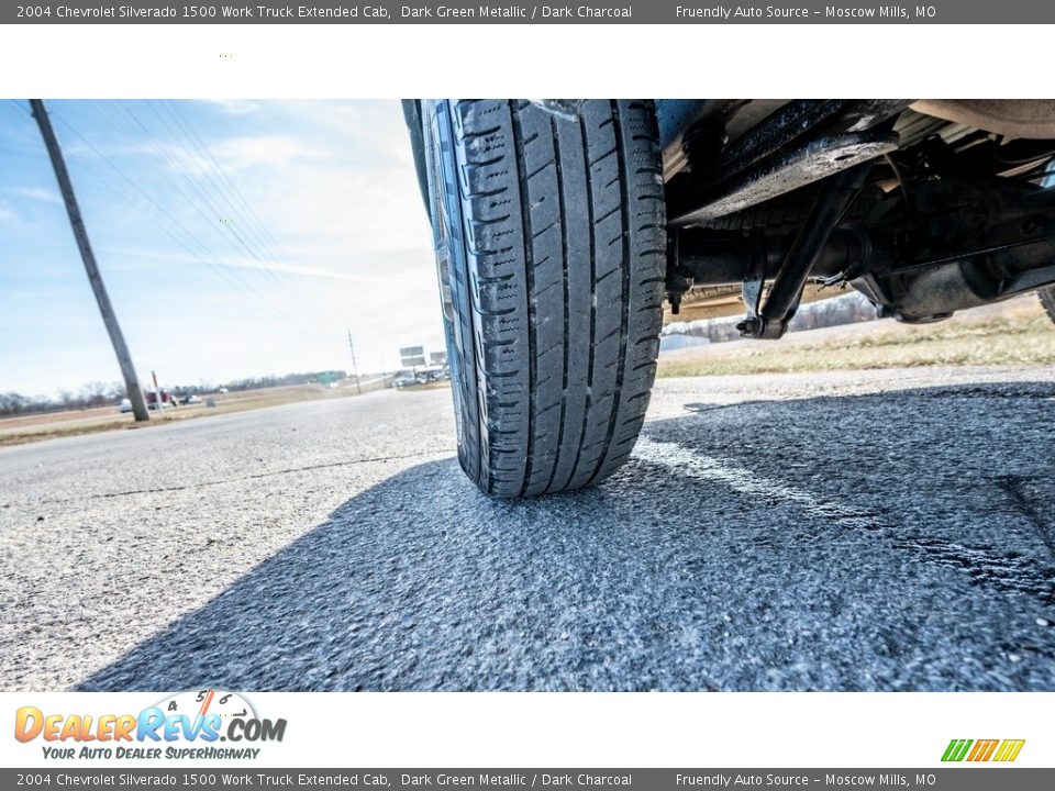 2004 Chevrolet Silverado 1500 Work Truck Extended Cab Dark Green Metallic / Dark Charcoal Photo #12