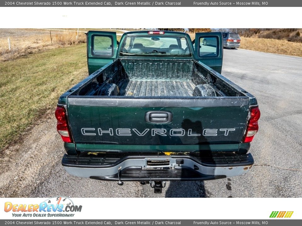 2004 Chevrolet Silverado 1500 Work Truck Extended Cab Dark Green Metallic / Dark Charcoal Photo #20