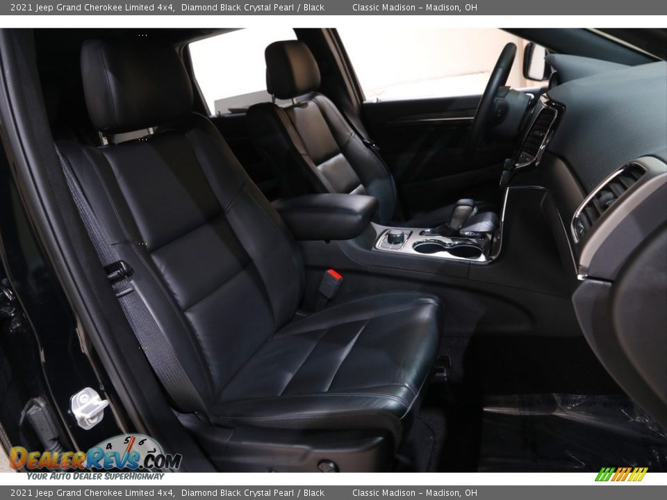 2021 Jeep Grand Cherokee Limited 4x4 Diamond Black Crystal Pearl / Black Photo #16