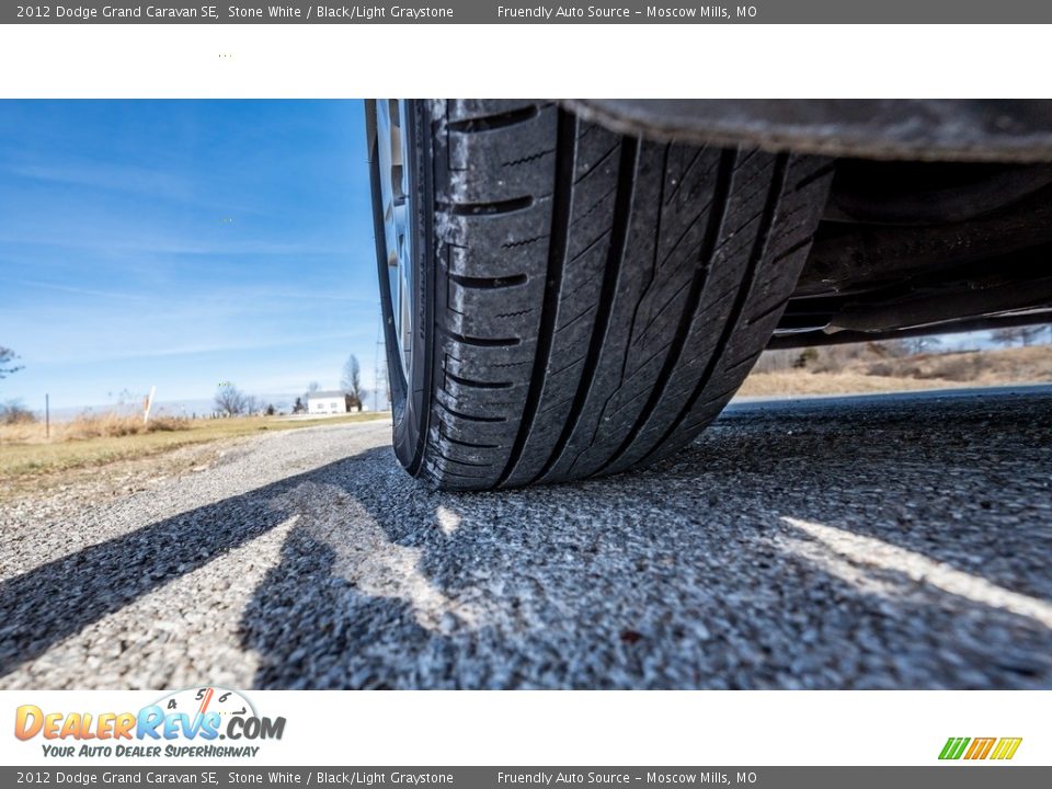 2012 Dodge Grand Caravan SE Stone White / Black/Light Graystone Photo #15