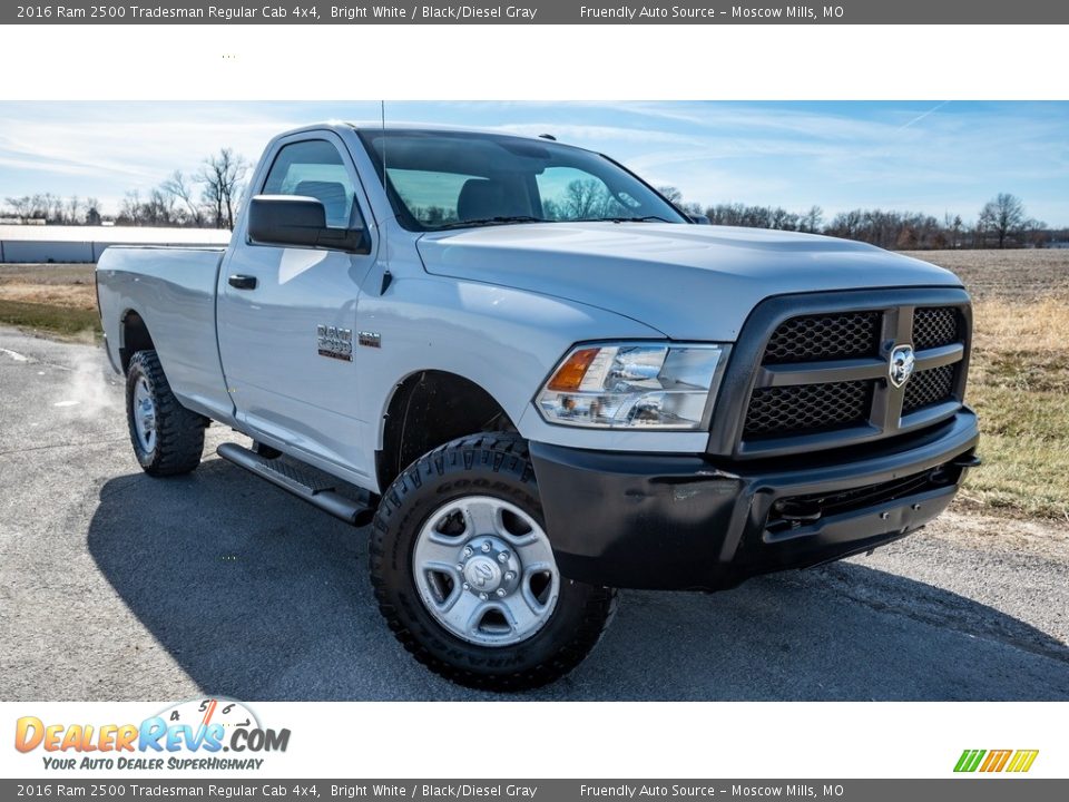 Front 3/4 View of 2016 Ram 2500 Tradesman Regular Cab 4x4 Photo #1