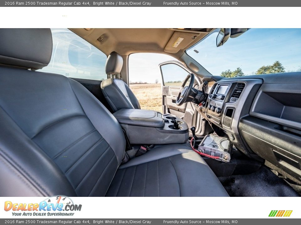 2016 Ram 2500 Tradesman Regular Cab 4x4 Bright White / Black/Diesel Gray Photo #22