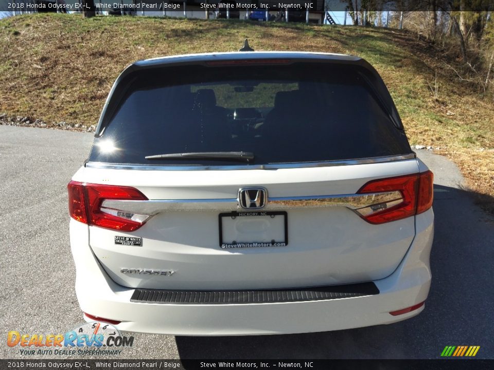 2018 Honda Odyssey EX-L White Diamond Pearl / Beige Photo #9