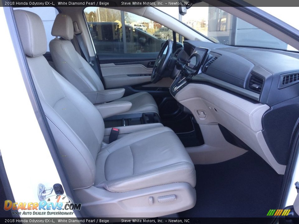 2018 Honda Odyssey EX-L White Diamond Pearl / Beige Photo #19