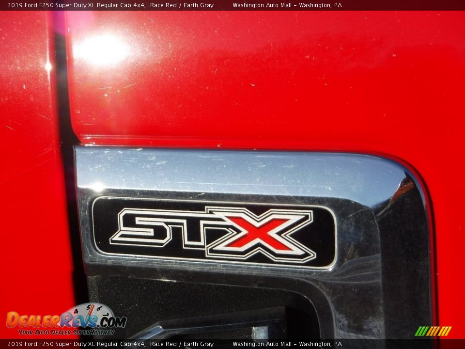 2019 Ford F250 Super Duty XL Regular Cab 4x4 Race Red / Earth Gray Photo #7