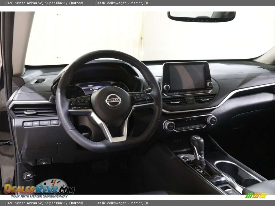 2020 Nissan Altima SV Super Black / Charcoal Photo #6