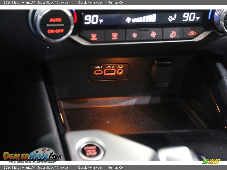 2020 Nissan Altima SV Super Black / Charcoal Photo #13