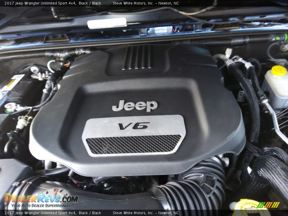 2017 Jeep Wrangler Unlimited Sport 4x4 Black / Black Photo #10