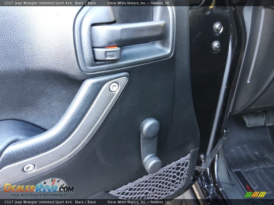2017 Jeep Wrangler Unlimited Sport 4x4 Black / Black Photo #12