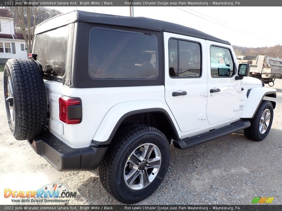 2022 Jeep Wrangler Unlimited Sahara 4x4 Bright White / Black Photo #7