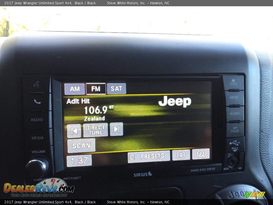 2017 Jeep Wrangler Unlimited Sport 4x4 Black / Black Photo #22