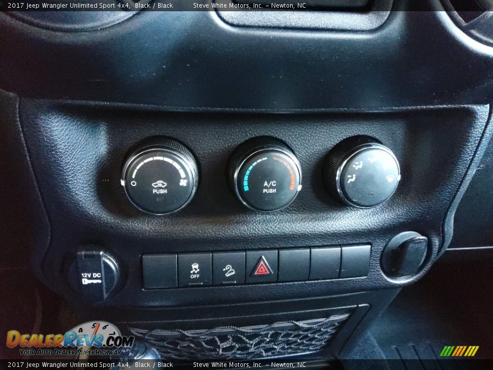 2017 Jeep Wrangler Unlimited Sport 4x4 Black / Black Photo #24