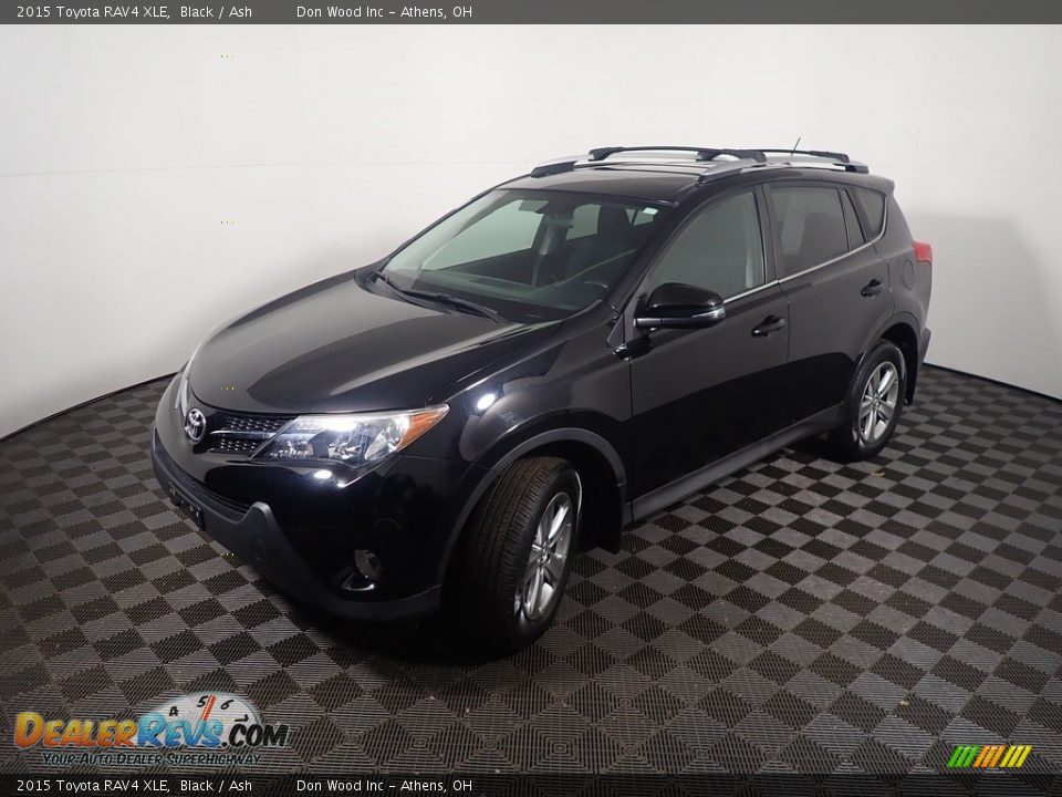 2015 Toyota RAV4 XLE Black / Ash Photo #10