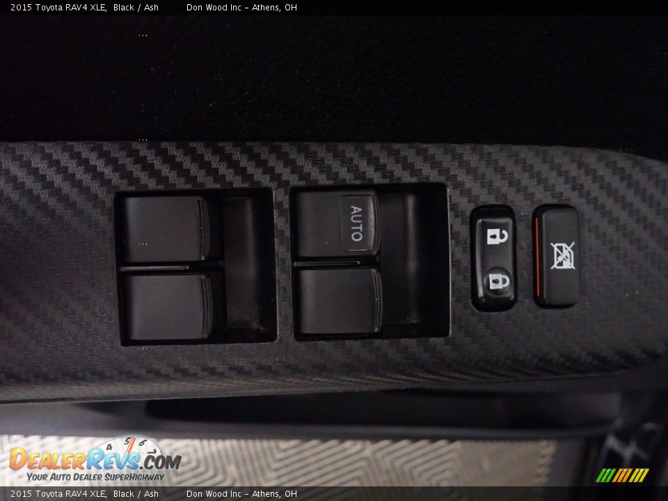 2015 Toyota RAV4 XLE Black / Ash Photo #22