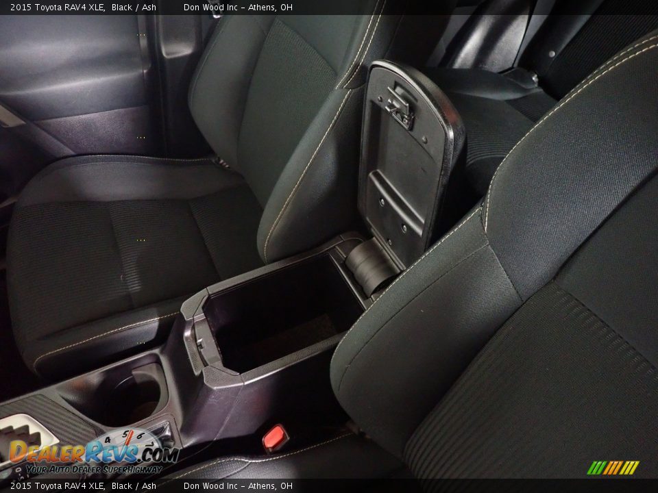 2015 Toyota RAV4 XLE Black / Ash Photo #34