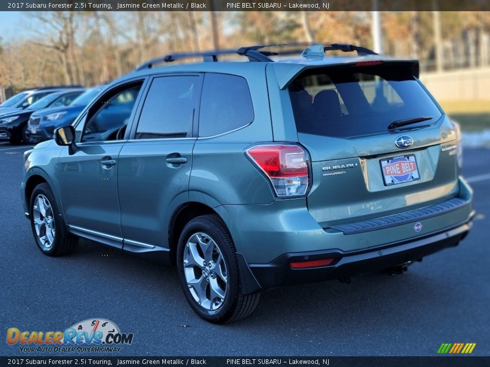 2017 Subaru Forester 2.5i Touring Jasmine Green Metallic / Black Photo #12