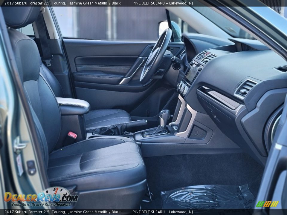 2017 Subaru Forester 2.5i Touring Jasmine Green Metallic / Black Photo #19